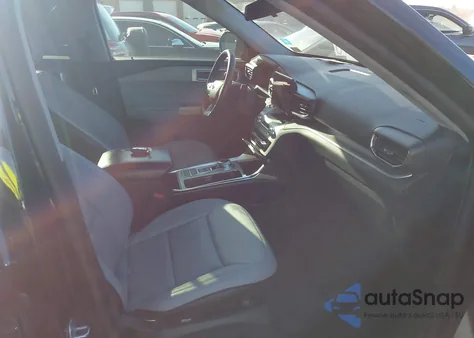 2021 Ford Explorer Xlt z USA, uszkodzony, nr VIN 1FMSK7DH7MGA37258